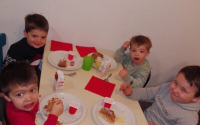 Gezellig kerstfeest met de hele kleuterschool