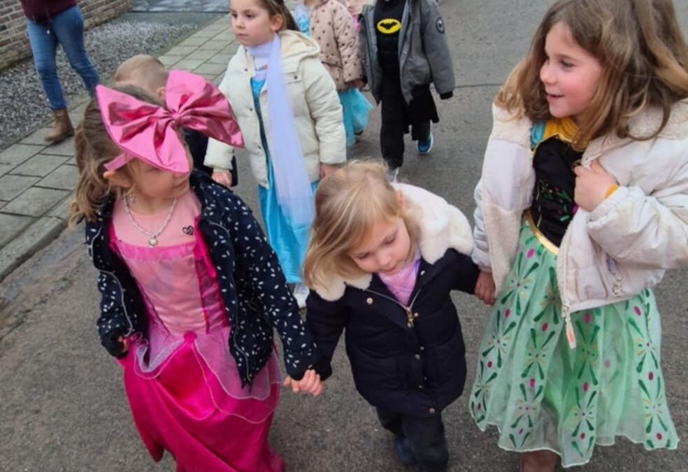 Op de kermis! Carnaval!